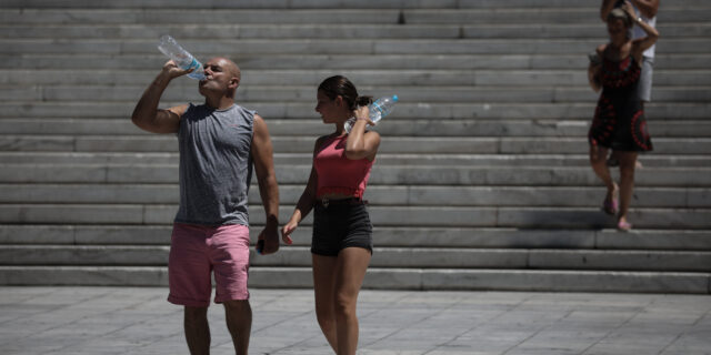 Καιρός: Πάνω από τους 40 η θερμοκρασία – Εξασθένηση των ανέμων