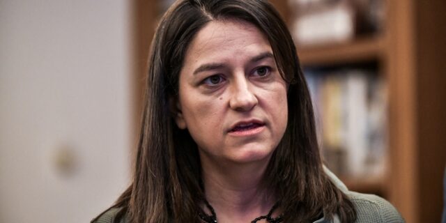 Κεραμέως: Καταργείται η αναγραφή του θρησκεύματος στους τίτλους σπουδών