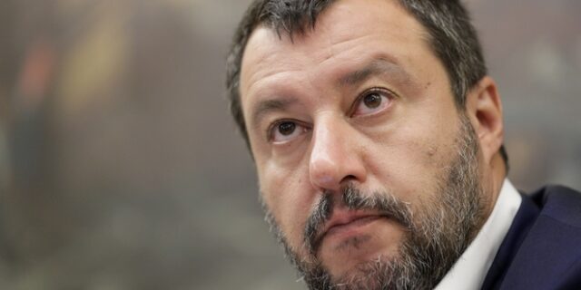 Ο Σαλβίνι απαγόρευσε σε πλοίο της ΜΚΟ Sea-Eye να μπει στα χωρικά ύδατα της Ιταλίας