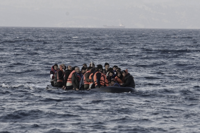Λέσβος: 530 μετανάστες με 13 βάρκες βγήκαν μέσα σε λίγα λεπτά στις ακτές του νησιού