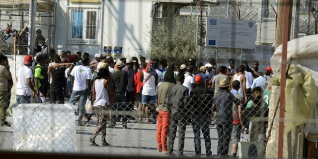 Μυτιλήνη: Αναχωρούν 1.500 αιτούντες άσυλο, 300 νεοαφιχθέντες το τελευταίο 24ωρο