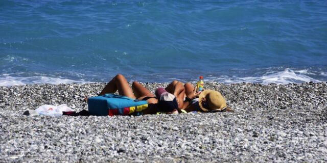 Υψηλές θερμοκρασίες και μελτέμι την Κυριακή