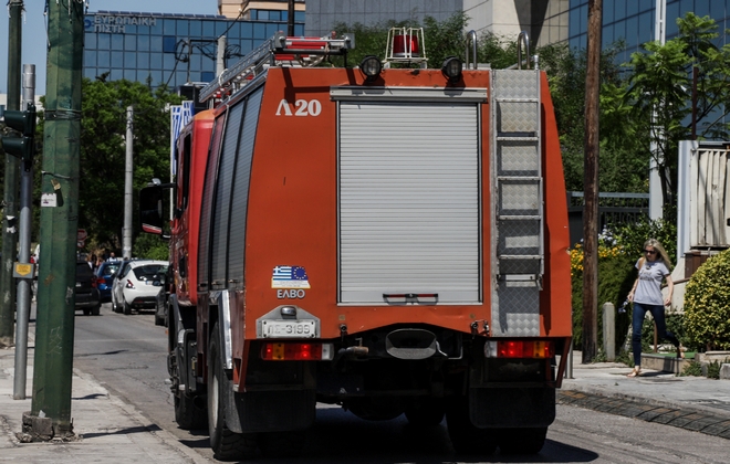 Φωτιά σε διαμέρισμα στην Αγία Παρασκευή: Εκκενώθηκε το κτίριο