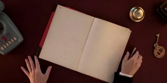 “Room Service Πλιζ”: Ο Αλέξανδρος Ρήγας επιστρέφει με το remake του “Κόκκινου Δωματίου”