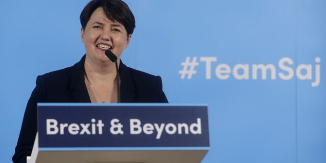 Brexit: Παραιτήθηκε η επικεφαλής των Συντηρητικών της Σκωτίας