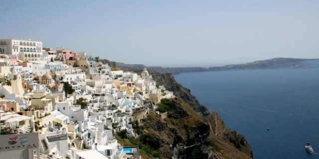 Telegraph: Πού θα πάμε μετά τον κορονοϊό; Μα φυσικά Ελλάδα!