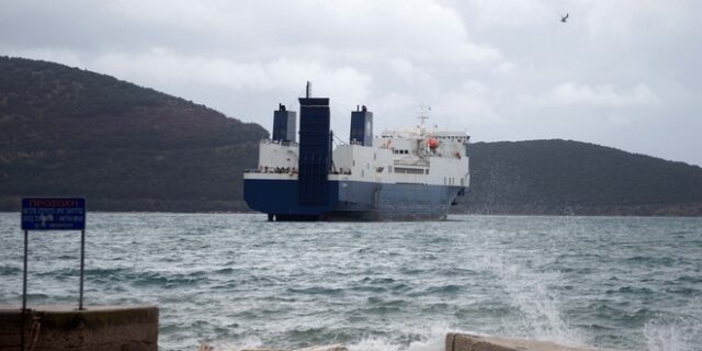 Λύση στο θέμα του αποκλεισμού της Σαμοθράκης δρομολογεί το υπουργείο Ναυτιλίας