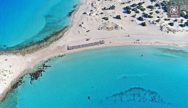 Η Πελοπόννησος μας πάει… Μπαχάμες: Ο Σίμος στην Ελαφόνησο όπως δεν τον έχεις ξαναδεί
