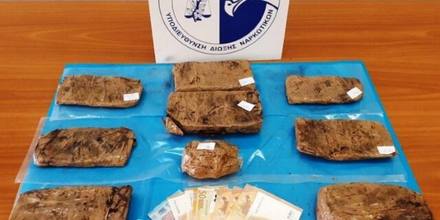 Συλλήψεις για διακίνηση ναρκωτικών ύστερα από εφόδους σε Μενίδι, Περιστέρι και Εξάρχεια