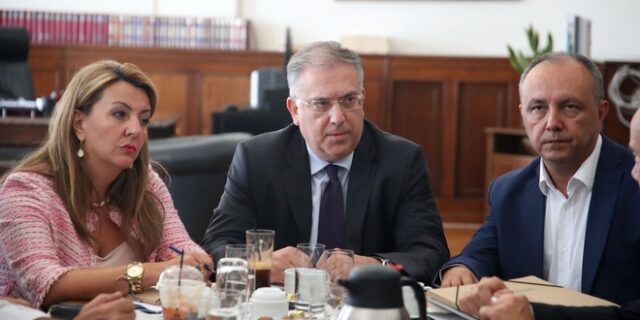 Θεοδωρικάκος: Επιστολική ψήφος για τους Έλληνες του εξωτερικού