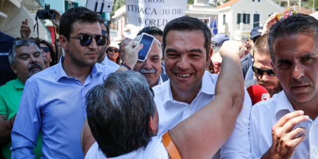 Τσίπρας: “Οι μνηστήρες είναι εδώ και προσπαθούν να γκρεμίσουν όσα χτίσαμε”
