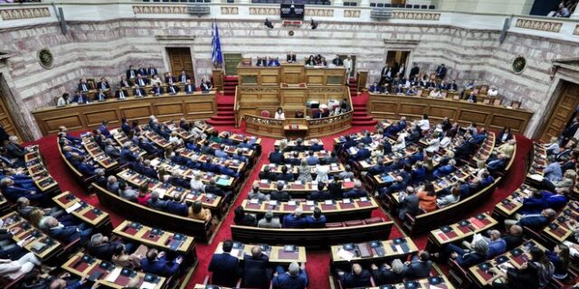 Ανοίγει σήμερα ο φάκελος της Novartis – Στη Βουλή η δικογραφία