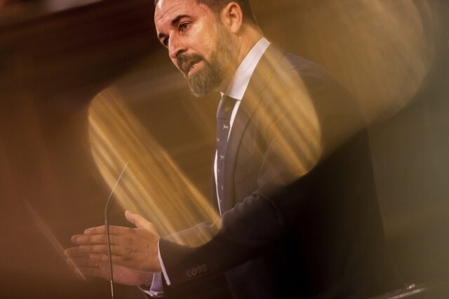 Ισπανία: “Φρένο” σε ψήφισμα στήριξης στους πυροπαθείς της Γκραν Κανάρια από το Vox