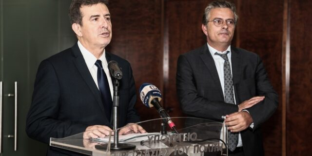 Χρυσοχοΐδης: Η αστυνομία για να είναι αποτελεσματική πρέπει να λάμπει χωρίς λεκέδες