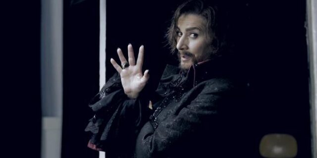 Η Τσετσίλια Μπαρτόλι με γένια στο εξώφυλλο του νέου της άλμπουμ