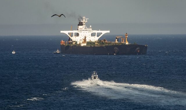 Ιράν: Το δεξαμενόπλοιο Adrian Darya 1 έφθασε στον προορισμό του, το πετρέλαιό του έχει πουληθεί