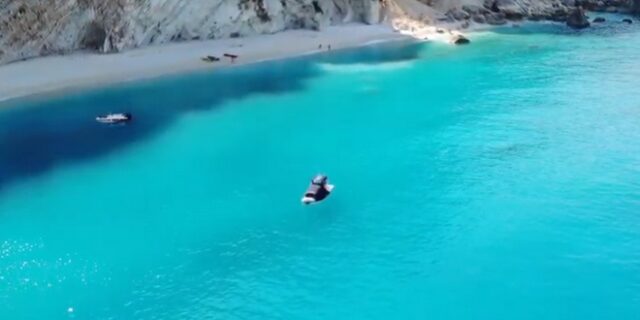 Όλες οι αποχρώσεις του μπλε στις μαγευτικές Αφάλες της Ιθάκης