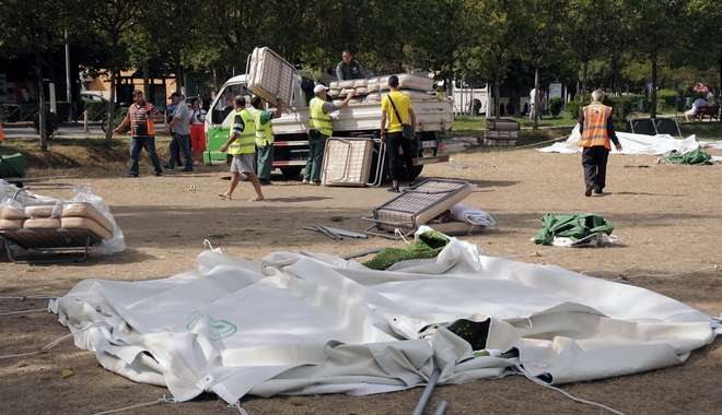 Ανθρωπιστική βοήθεια στην Αλβανία έστειλε η Ελλάδα