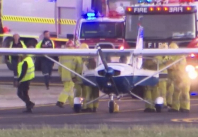 Αυστραλία: Προσγείωσε αεροσκάφος για πρώτη φορά στη ζωή του, ενώ ο πιλότος είχε λιποθυμήσει