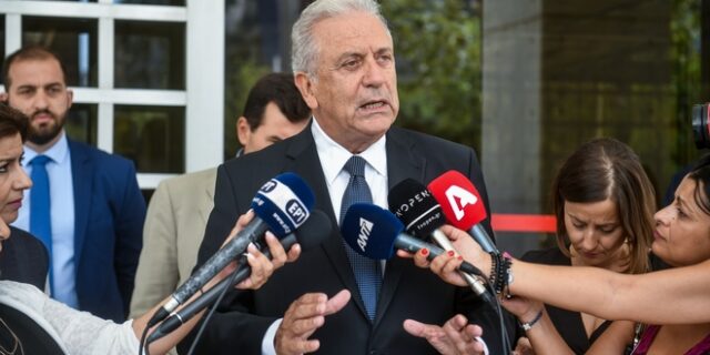 Αβραμόπουλος για Novartis: Να αποκαλυφθούν οι σκευωροί