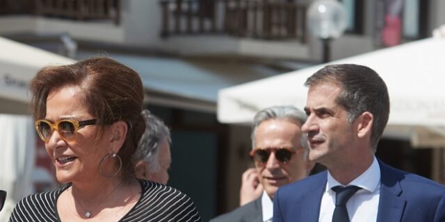 Οικογένεια Μπακογιάννη για μετονομασία του “Ευαγγελισμού”: “Τον θέλαμε στο σπίτι και όχι σε μια ταμπέλα”