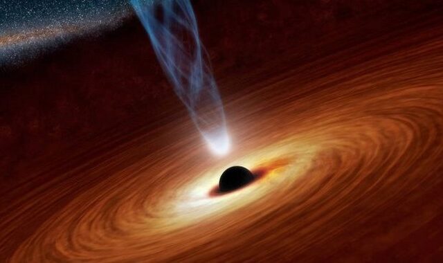 Ασυνήθιστη δραστηριότητα από την κεντρική μαύρη τρύπα του γαλαξία μας: Καταβροχθίζει ό,τι βρίσκει δίπλα της