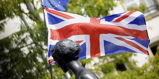 Brexit: Ίσως αποχωρήσουμε χωρίς συμφωνία, λέει Βρετανός υπουργός