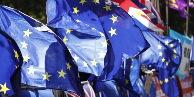 Brexit: Πρώτο βήμα παρουσίασης των αλλαγών που θέλει η βρετανική κυβέρνηση