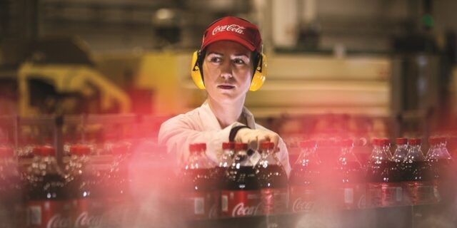 COCA-COLA HBC: Δημιουργεί στην Θεσσαλονίκη κέντρο κοινών επιχειρησιακών λύσεων