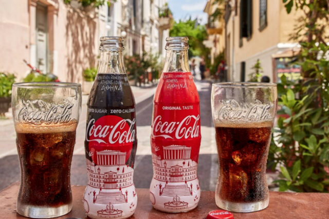 Λουξ: Ποινικά κατά Coca-Cola και Υπουργείου Πολιτισμού για τον Παρθενώνα