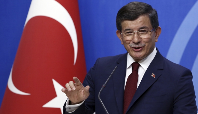 Ηχηρό μήνυμα Νταβούτογλου: “Η Τουρκία διακινδυνεύει μια στρατιωτική σύγκρουση”