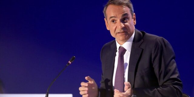 “Μπαλάκι” στο ΣΥΡΙΖΑ για απλή αναλογική- Παράθυρο για Παυλόπουλο από Μητσοτάκη