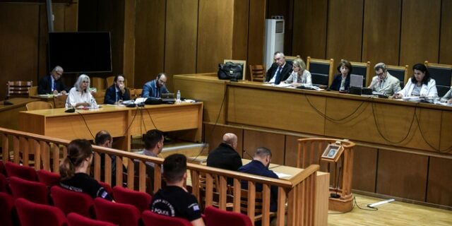 Δίκη Χρυσής Αυγής: Κενό μνήμης για το τηλεφώνημα με τον Λαγό