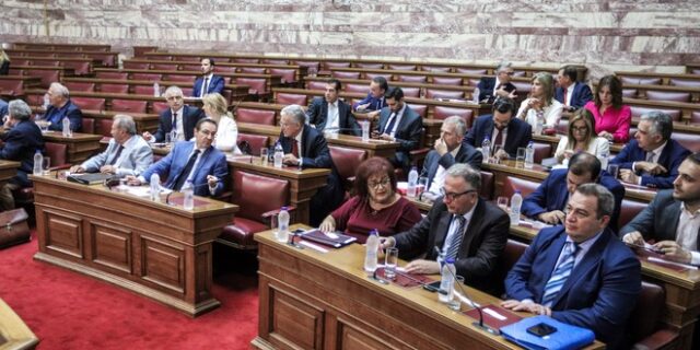 Βουλή: Ο Ευριπίδης Στυλιανίδης πρόεδρος της Επιτροπής Αναθεώρησης του Συντάγματος