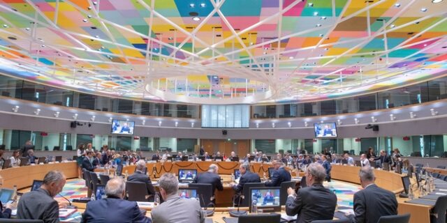 Εurogroup προς Ελλάδα: Πρώτα τα έργα, μετά η έγκριση των δαπανών