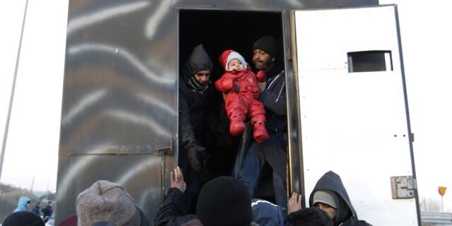 Μεταναστευτικό: Καθημερινές οι εισροές και από τον Έβρο