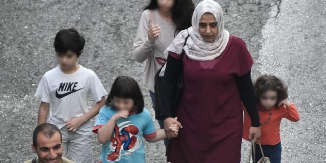 “Αδέσποτοι άνθρωποι”: Κλείστε όλες τις καταλήψεις, εξαφανίστε τους, να μη φαίνονται