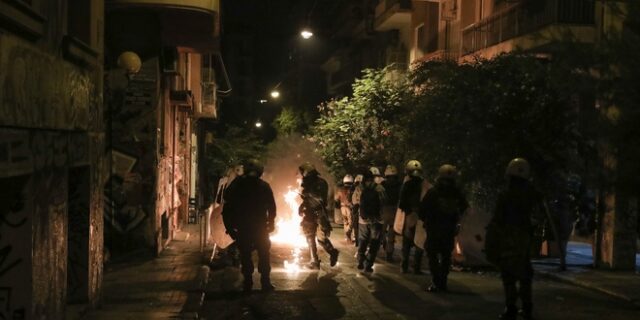 Επεισόδια τη νύχτα στα Εξάρχεια