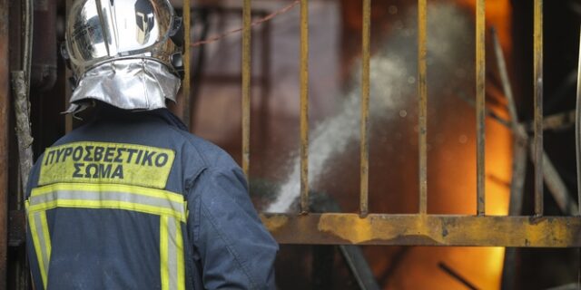 Ηλικιωμένος βρέθηκε νεκρός μετά από φωτιά στο σπίτι του-Είχε και μώλωπες