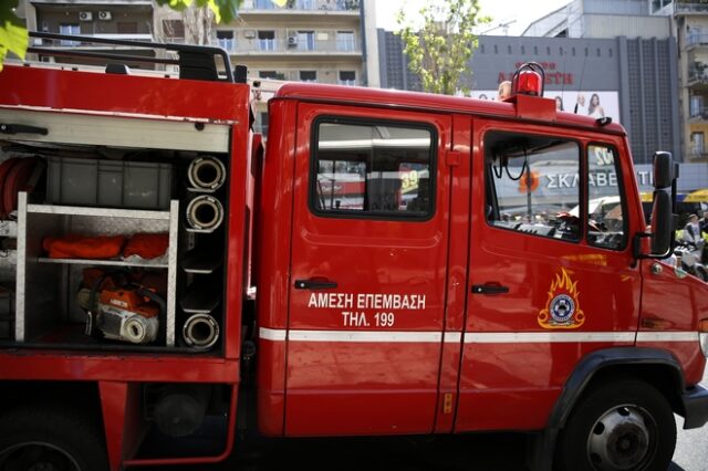 Θεσσαλονίκη: Φωτιά σε περίπτερο στο κέντρο της πόλης