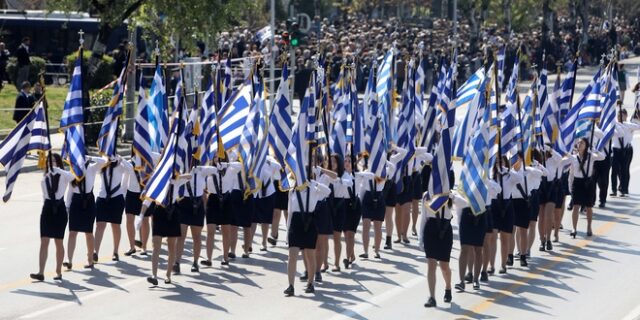 Κεραμέως: Σημαιοφόροι οι αριστούχοι – Τέλος η κλήρωση