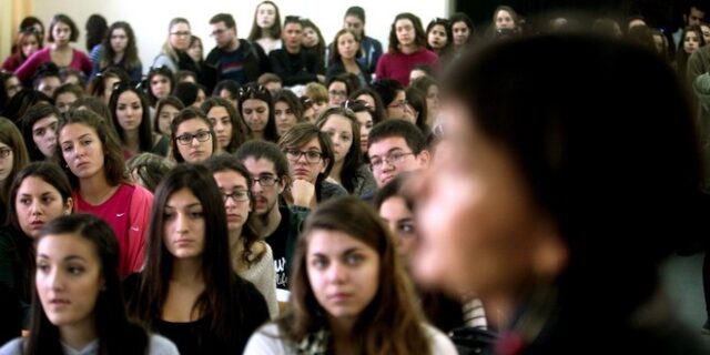 Επιστολή Κεραμέως στους Πρυτάνεις: Οι πέντε πυλώνες αλλαγών στα Πανεπιστήμια – Οι αιώνιοι φοιτητές και η βάση εισαγωγής