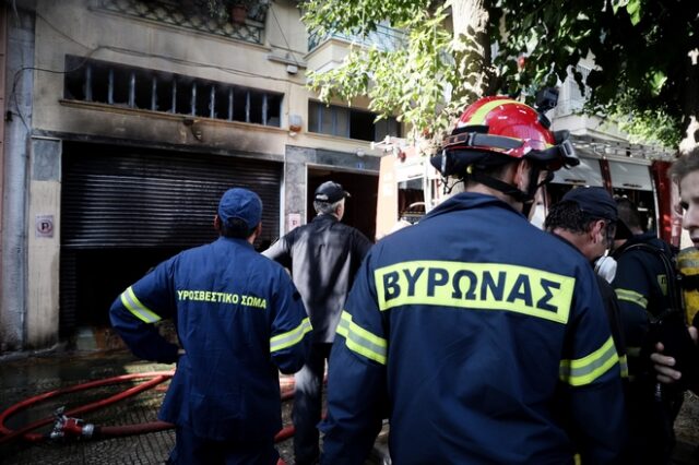 Υπό έλεγχο τέθηκε η φωτιά που ξέσπασε σε ισόγειο κατάστημα στον Νέο Κόσμο