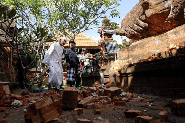 Σεισμός στην Ινδονησία: Στους 30 οι νεκροί – Περισσότεροι από 150 οι τραυματίες