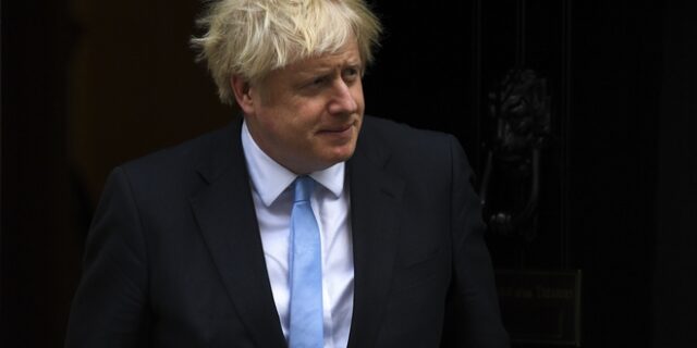 The Telegraph: Η κυβέρνηση Τζόνσον προσπαθεί να αποκλείσει νομικά κάθε αναβολή του Brexit