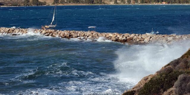 Καιρός: Αγρίεψε ο Σεπτέμβρης – Που θα φτάσει ο άνεμος ακόμη και τα 10 μποφόρ
