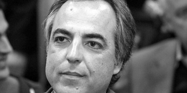 5 Σεπτεμβρίου 2002: “Είμαι ο Κουφοντίνας και θέλω να παραδοθώ”