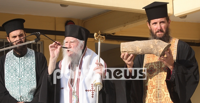 Μητροπολίτης Ηλείας: Η συμβουλή του προς τους μαθητές και το κούτσουρο