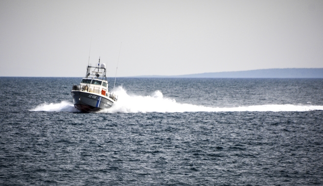 Παξοί: Βυθίστηκε σκάφος που μετέφερε μετανάστες – Σε εξέλιξη επιχείρηση διάσωσης