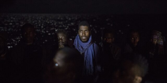 Λιβύη: Ανετράπη βάρκα με 50 μετανάστες – Άγνωστη η τύχη τους